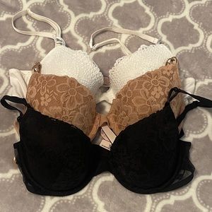 Victorias Secret 36b Bundle of three lace bras